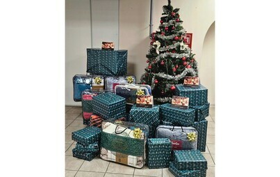 Zdjęcie do Świąteczne podarunki dla poszkodowanych w pożarze rodzin